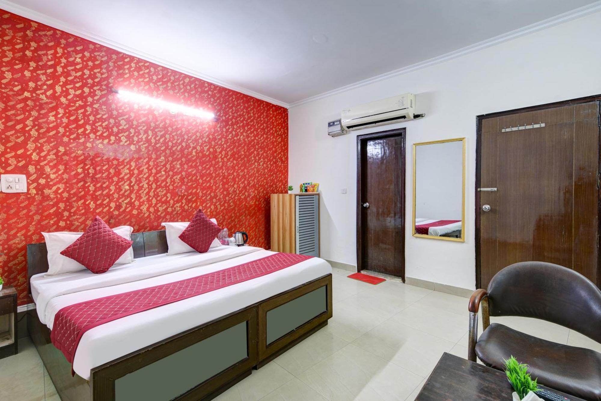 Aerolook Near Delhi Airport 2* New Delhi