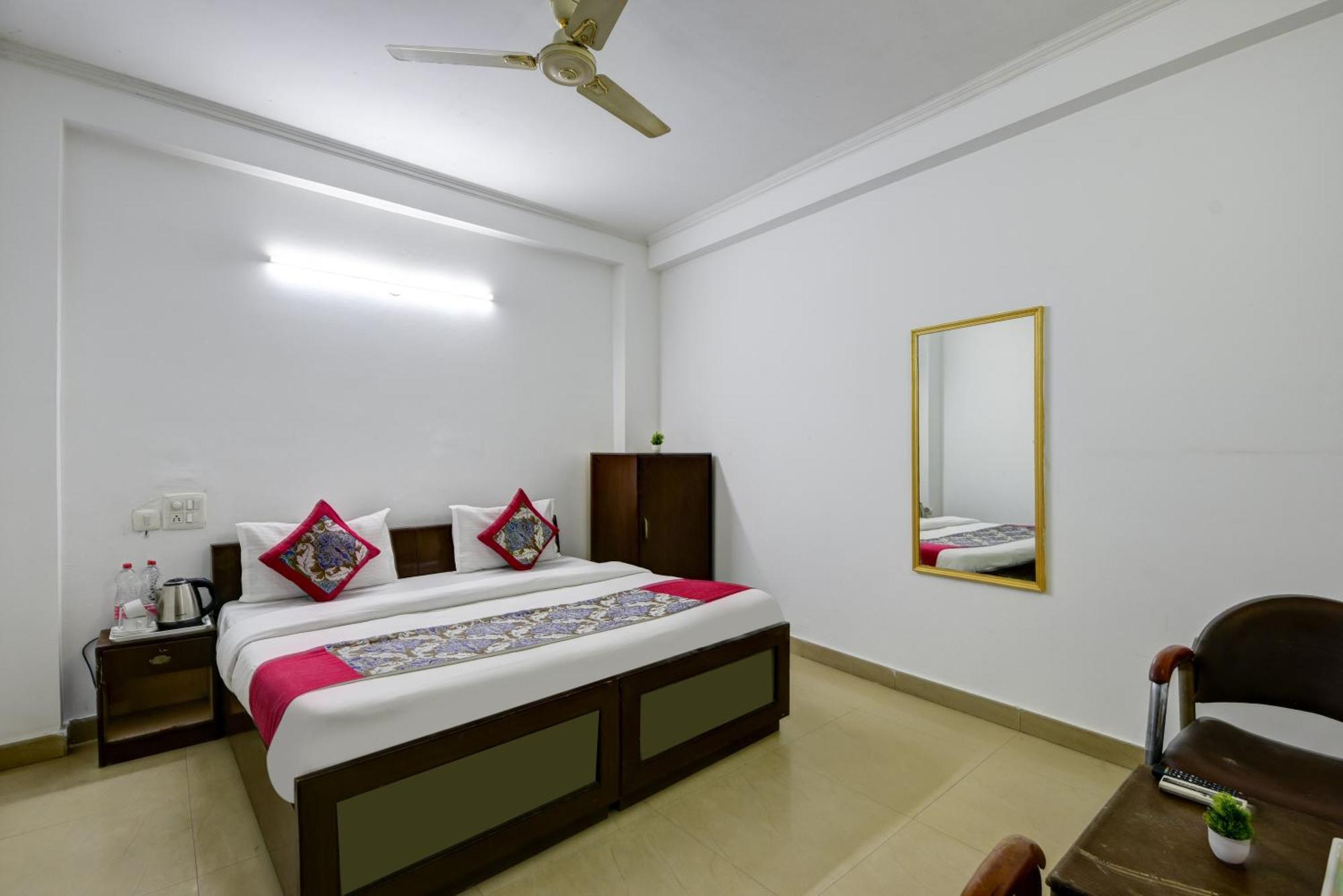 Hotel Aerolook Near Delhi Airport New Delhi