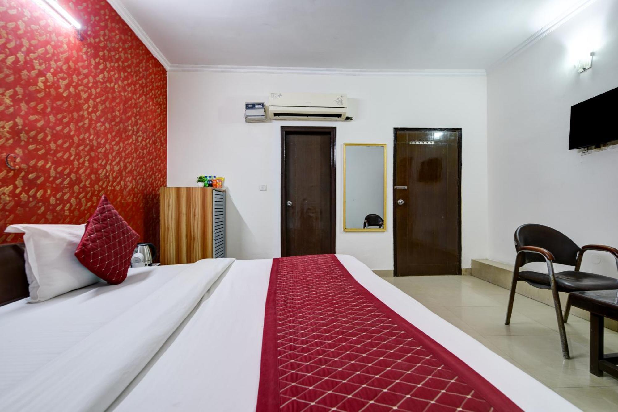 Hotel Aerolook Near Delhi Airport New Delhi