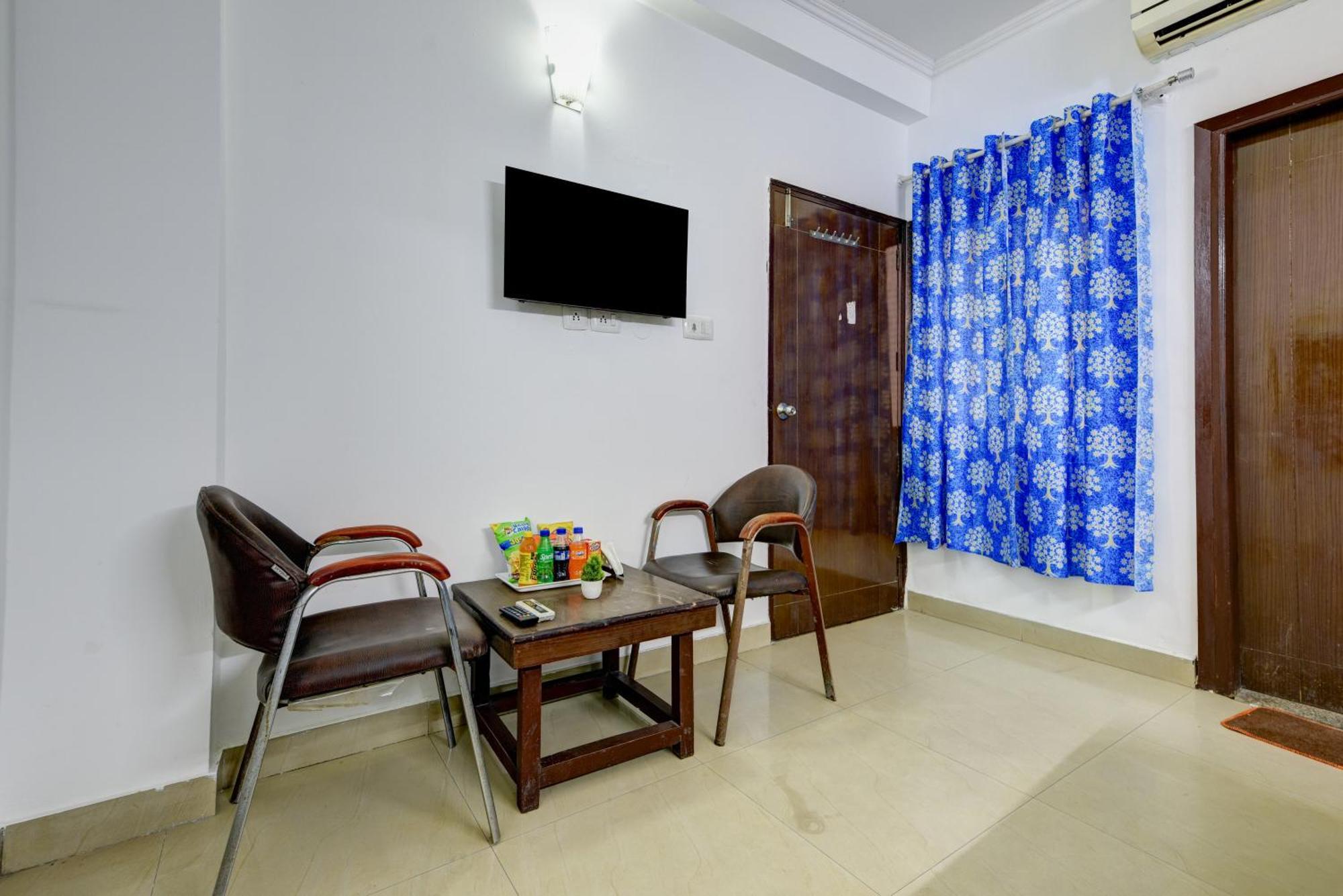 Aerolook Near Delhi Airport Hotel