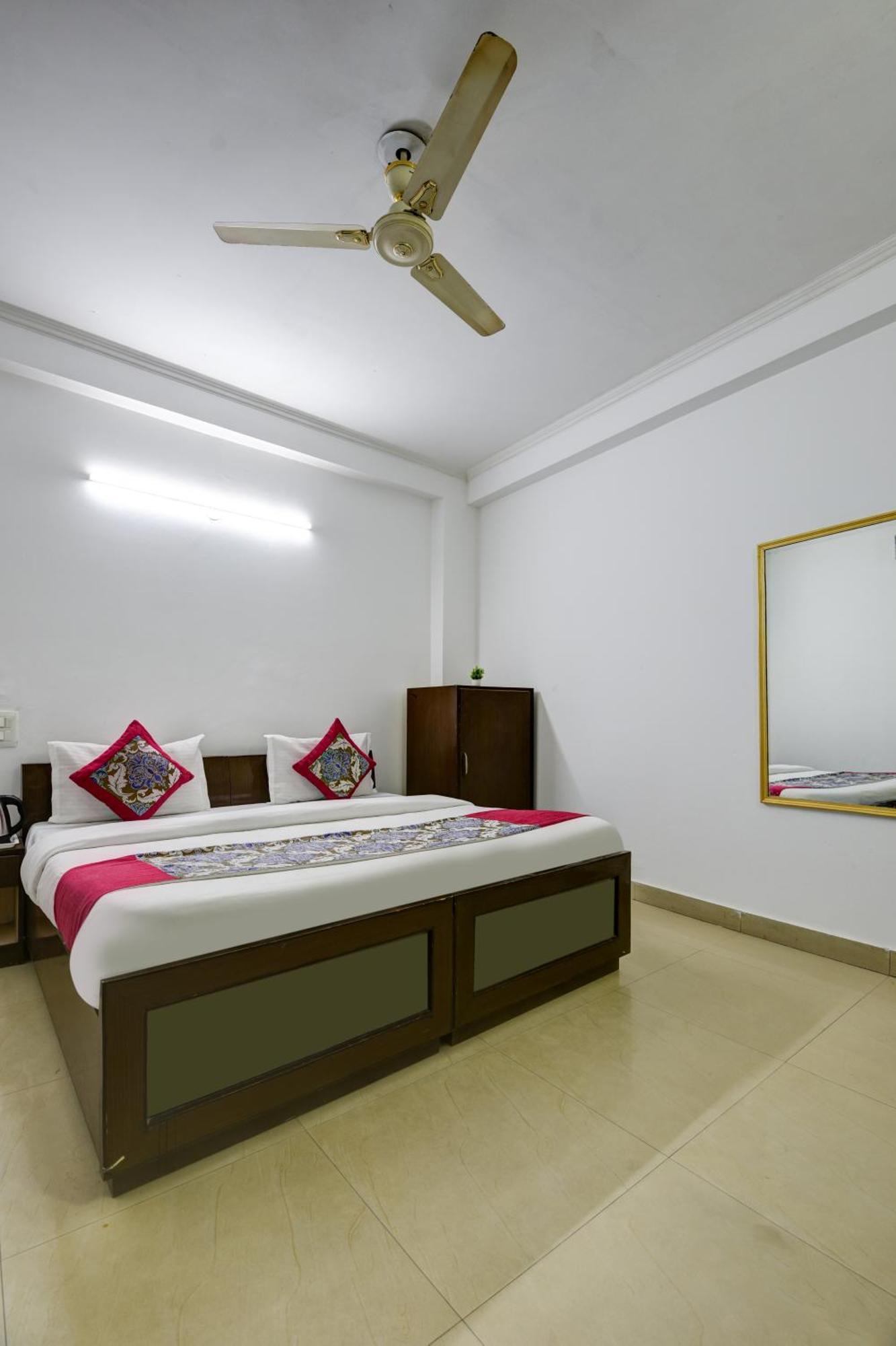Hotel Aerolook Near Delhi Airport New Delhi